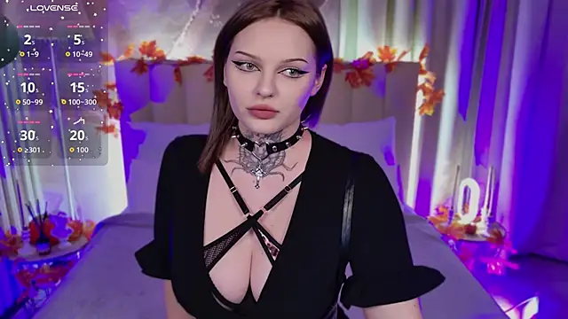 SherriMartinez online show from October 15, 2025, 6:05 pm