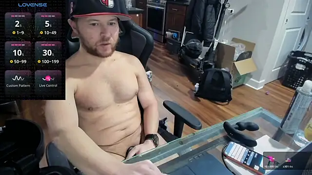 Snapshot of aaron_s_x chatting on February 14, 2026, 1:28 am aaron s x online show from February 14, 2026, 1:28 am