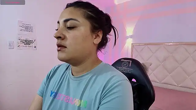 Snapshot of Brendda_tay chatting on February 20, 2026, 3:03 am Brendda tay online show from February 20, 2026, 3:03 am