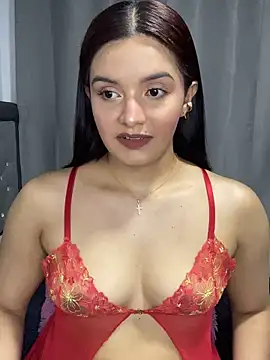 Snapshot of Melanyprada chatting on February 8, 2026, 4:21 am Melanyprada online show from February 8, 2026, 4:21 am