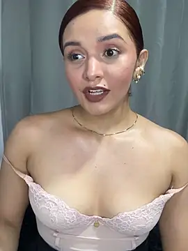 Snapshot of Melanyprada chatting on February 18, 2026, 4:54 am Melanyprada online show from February 18, 2026, 4:54 am