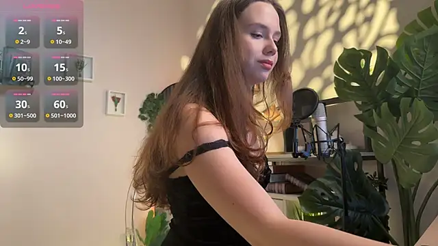 Snapshot of Julie_Rhodes chatting on February 23, 2025, 12:59 pm Julie Rhodes online show from February 23, 2025, 12:59 pm