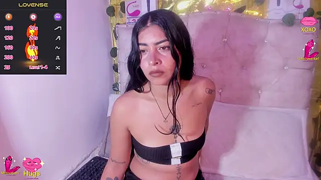 cristalconnorr online show from March 3, 2026, 2:46 pm