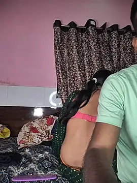 Shivani Mumbai85 online show from November 26, 2025, 5:35 pm