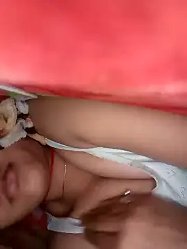 Snapshot of Avantika19 chatting on January 8, 2025, 5:48 pm Avantika19 online show from January 8, 2025, 5:48 pm