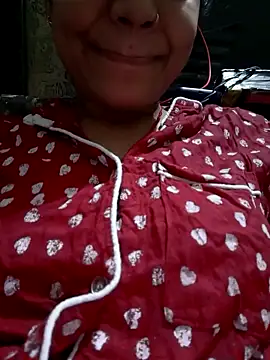 Snapshot of Avantika19 chatting on March 31, 2026, 9:44 am Avantika19 online show from March 31, 2026, 9:44 am