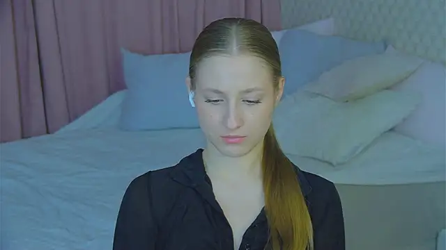 Snapshot of BritneyCruze chatting on March 10, 2025, 2:16 pm BritneyCruze online show from March 10, 2025, 2:16 pm