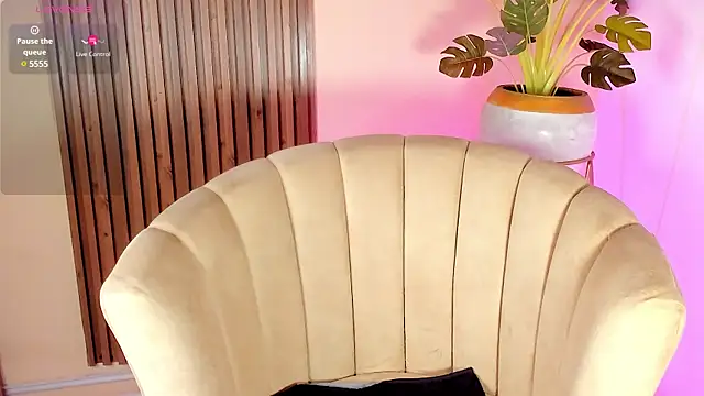 kenayfox online show from February 27, 2025, 7:41 am