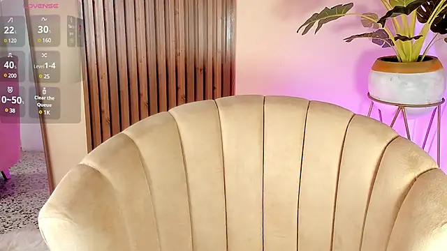 kenayfox online show from February 25, 2025, 5:30 am