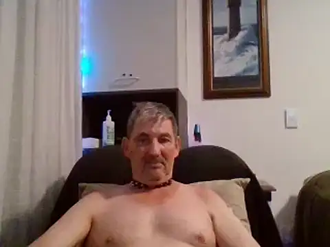 Snapshot of ChunkyMonkey007 chatting on December 5, 2024, 7:54 am ChunkyMonkey007 online show from December 5, 2024, 7:54 am