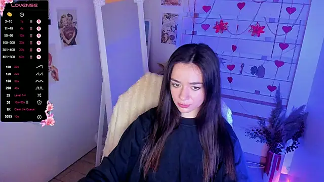 Snapshot of Bella_XO chatting on February 22, 2026, 8:39 am Bella XO online show from February 22, 2026, 8:39 am