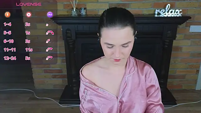 Ellie Sunset online show from February 15, 2026, 3:00 pm