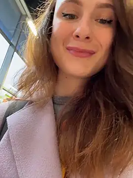 Dina Tease online show from October 29, 2025, 12:48 pm