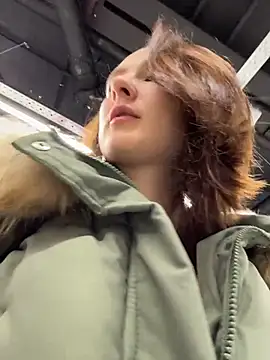 Dina Tease online show from December 4, 2025, 1:10 pm