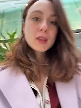 Dina Tease online show from April 7, 2026, 11:23 am