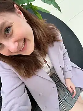 Dina Tease online show from May 28, 2026, 1:17 pm