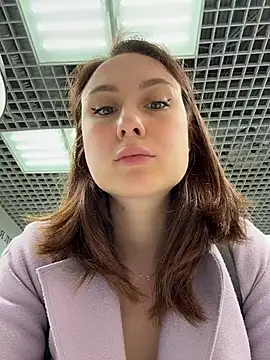 Dina Tease online show from March 10, 2026, 11:14 am