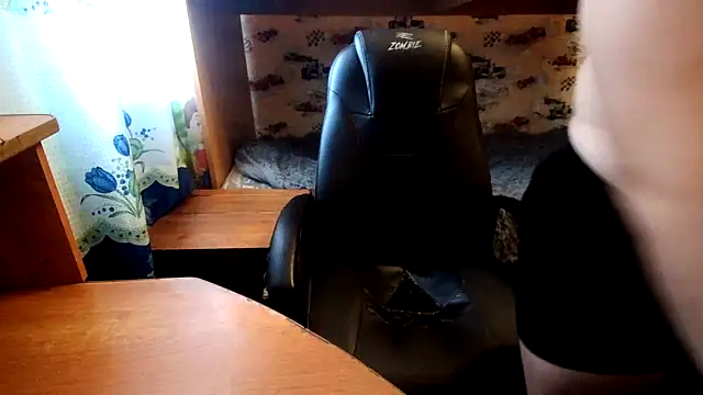 5Afrodita5 online show from March 18, 2025, 1:02 am