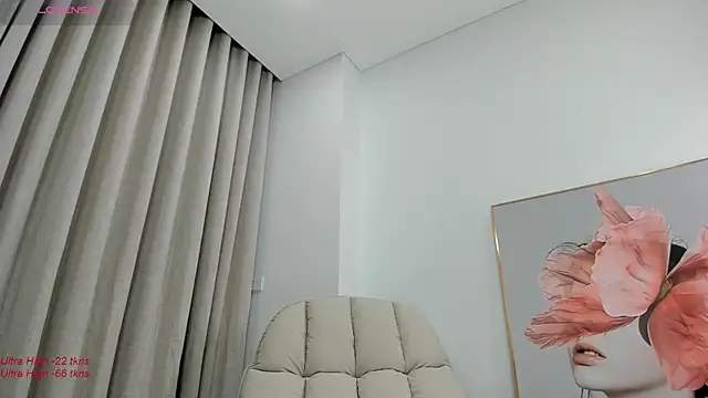 yumisunn online show from March 3, 2025, 1:45 pm