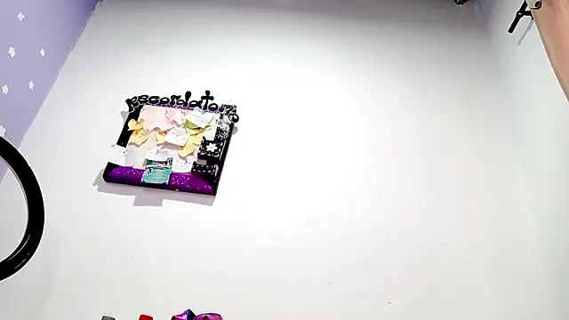 PetiteIvoryQueen19 online show from February 21, 2026, 3:25 pm