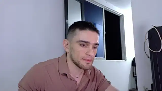 Sexy Alejandro  online show from November 27, 2025, 3:29 am