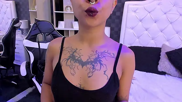 rave connor online show from February 11, 2025, 12:47 pm