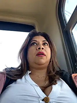 Laura-Hernandez online show from February 27, 2026, 3:12 pm