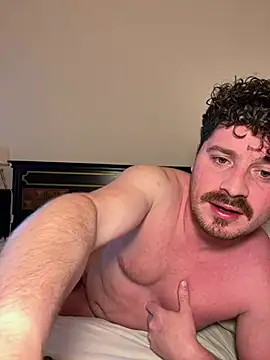 frenchboy9711 online show from April 27, 2026, 3:43 pm