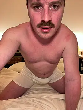 frenchboy9711 online show from April 9, 2026, 6:47 pm