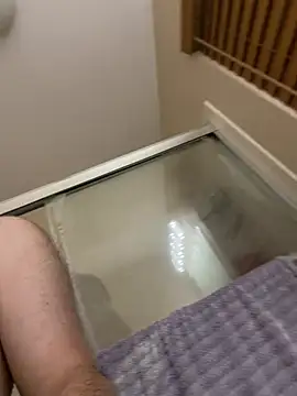 Yann 18 online show from April 1, 2026, 5:53 am