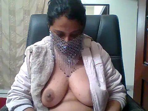 Snapshot of kamayanisingh24 chatting on December 7, 2024, 7:38 pm kamayanisingh24 online show from December 7, 2024, 7:38 pm