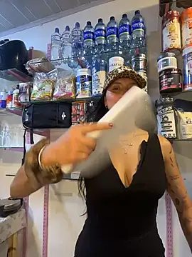 Valentina cartier online show from April 3, 2026, 11:00 pm