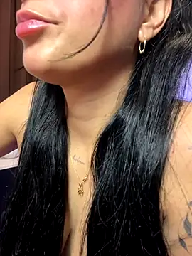 Valentina cartier online show from November 8, 2025, 11:41 pm