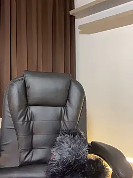 Valentina cartier online show from October 3, 2025, 12:47 am