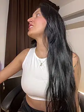 Valentina cartier online show from October 9, 2025, 12:44 am