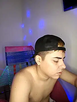 Snapshot of CARKIS-69 chatting on December 11, 2024, 4:53 pm CARKIS-69 online show from December 11, 2024, 4:53 pm