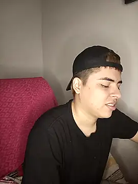 Snapshot of CARKIS-69 chatting on December 13, 2024, 5:00 pm CARKIS-69 online show from December 13, 2024, 5:00 pm