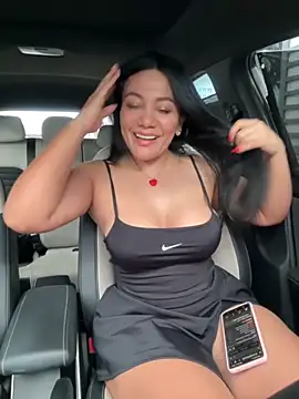 Abril10  online show from November 24, 2025, 5:02 pm