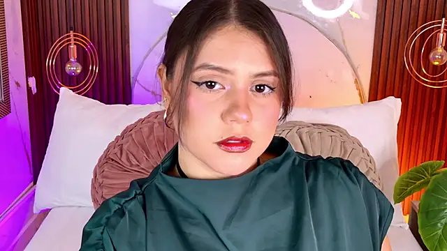 Snapshot of pamelajons_ chatting on May 14, 2026, 12:35 pm pamelajons online show from May 14, 2026, 12:35 pm