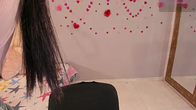 Maia W10 online show from March 3, 2026, 12:23 pm