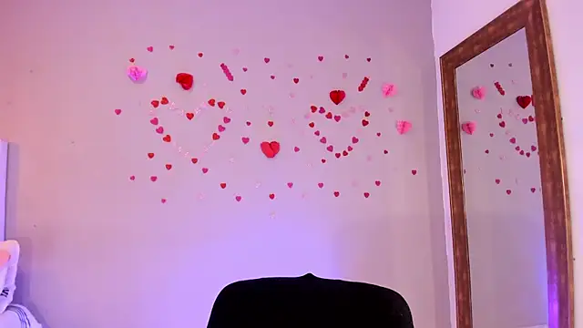 Maia W10 online show from March 26, 2026, 12:25 pm