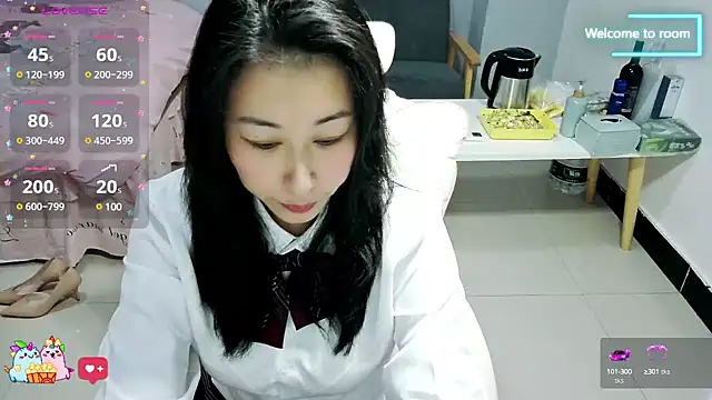 Snapshot of Fringya chatting on February 11, 2025, 4:22 am Fringya online show from February 11, 2025, 4:22 am