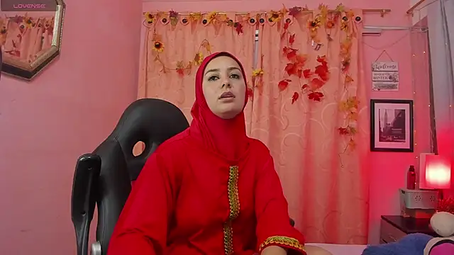 Snapshot of BadraSaadi chatting on February 25, 2025, 3:53 pm BadraSaadi online show from February 25, 2025, 3:53 pm