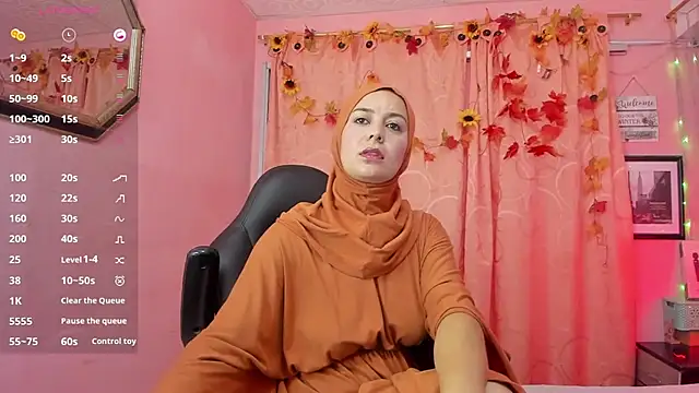 Snapshot of BadraSaadi chatting on March 13, 2025, 1:40 pm BadraSaadi online show from March 13, 2025, 1:40 pm