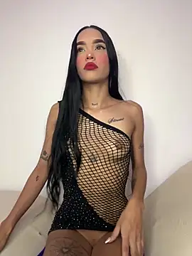 Exotic girl666 online show from May 17, 2026, 1:05 am