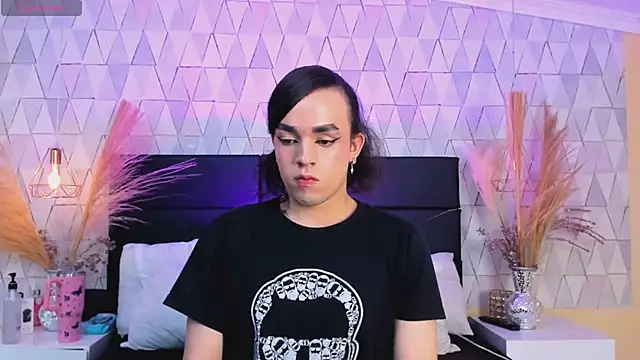 JustinePerry online show from February 21, 2026, 4:25 am