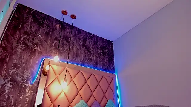 megan 100 online show from March 1, 2025, 1:00 am