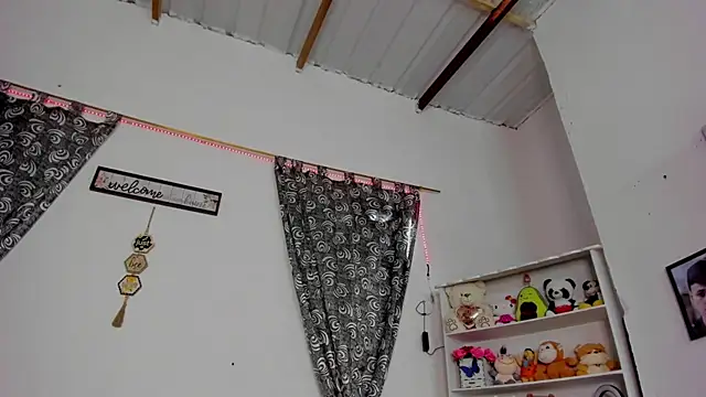 megan 100 online show from September 17, 2025, 7:05 pm