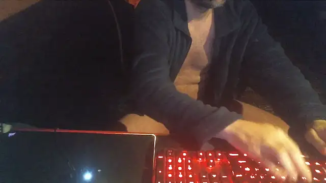 Snapshot of 6996horus chatting on February 14, 2025, 1:13 am 6996horus online show from February 14, 2025, 1:13 am