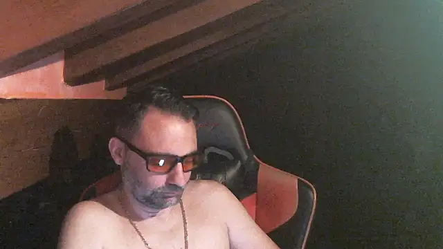 Snapshot of 6996horus chatting on September 14, 2025, 3:40 am 6996horus online show from September 14, 2025, 3:40 am